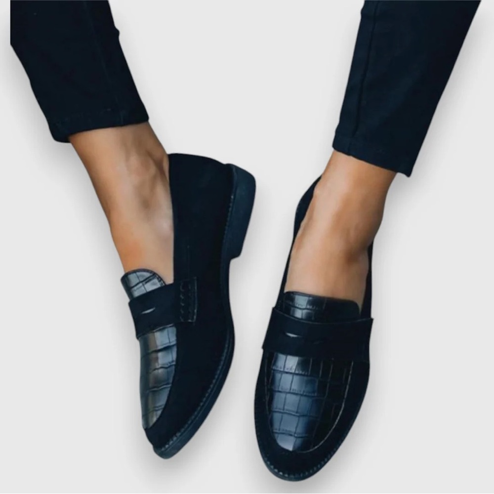 NEW Black loafers women’s size 8.5 - never worn